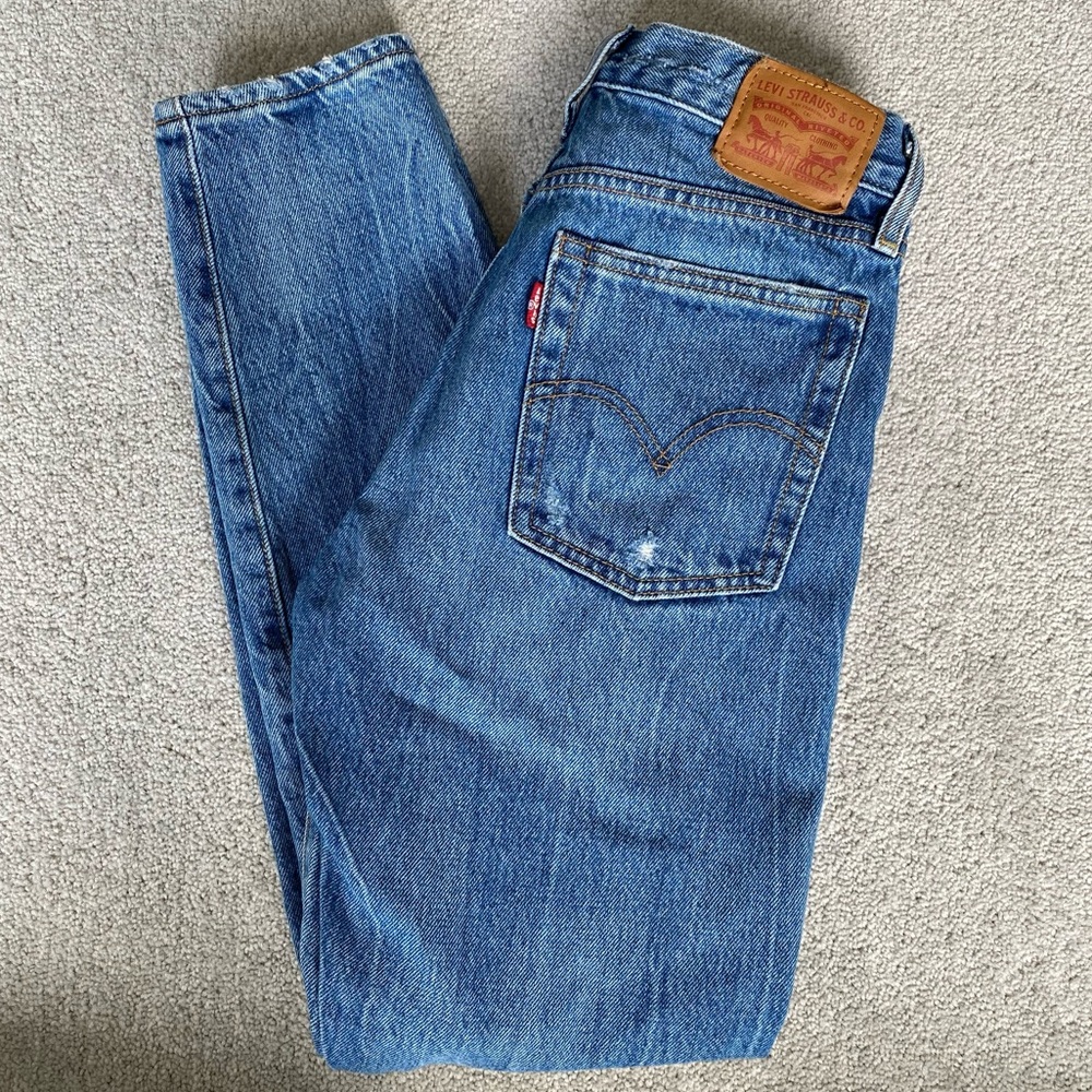 LEVI WEDGIE JEANS